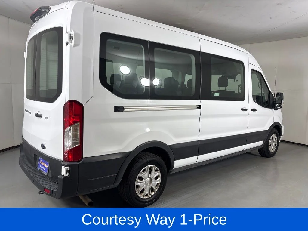 Used 2023 White Ford XLT image 11