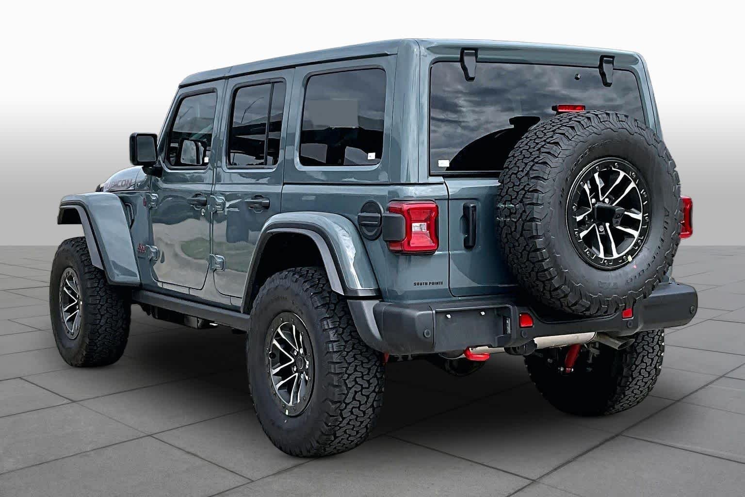 New 2026 Anvil Clear-Coat Exterior Paint Jeep Rubicon X image 13