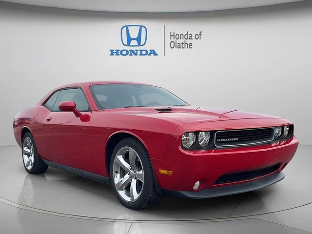 2012 Dodge Challenger SXT Plus
