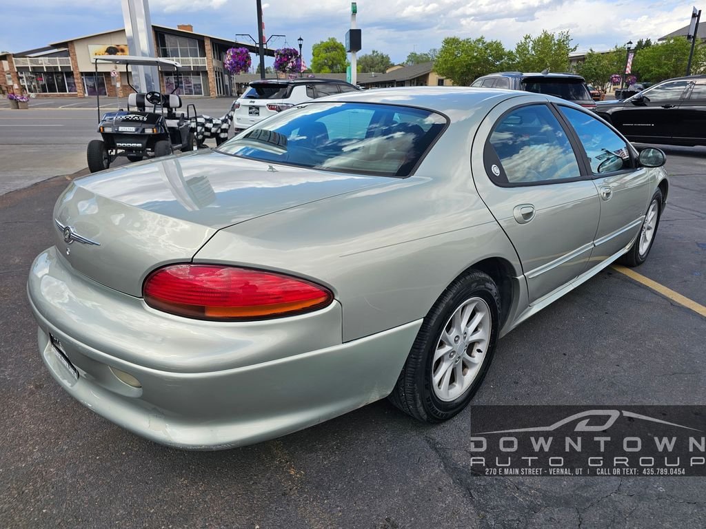 Used 1999 Green Chrysler Base image 3