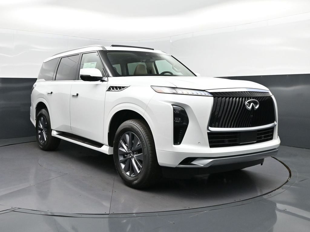 New 2026 RADIANT WHITE INFINITI Pure 2WD image 9