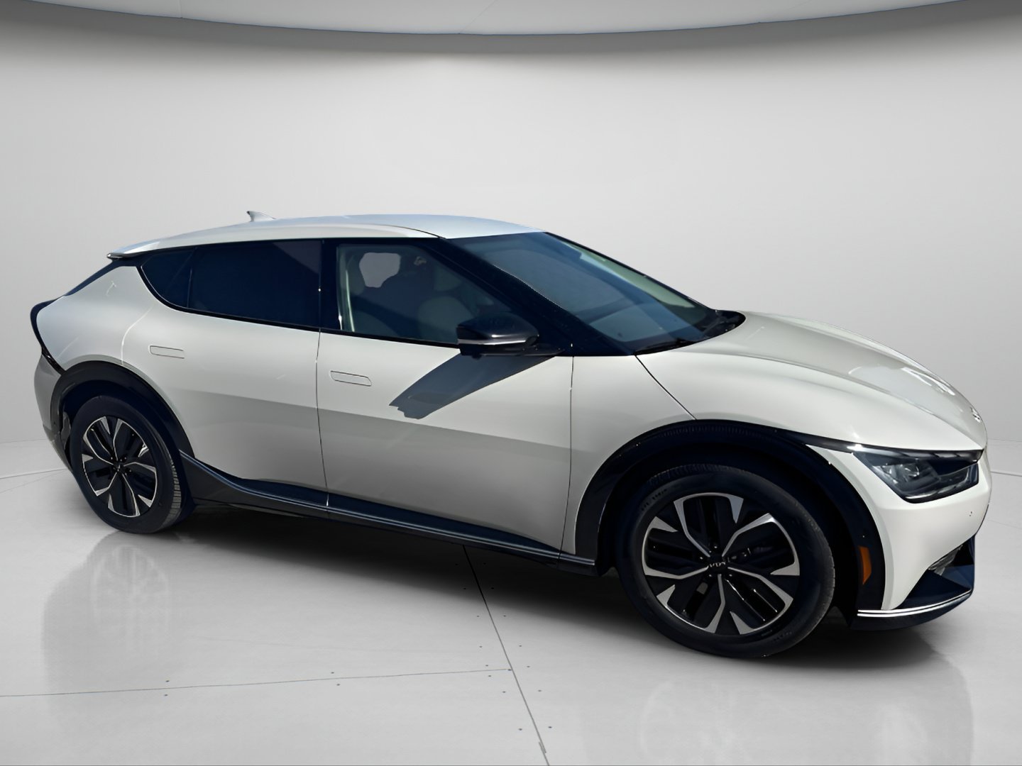 Used 2023 Glacier Kia Wind image 4