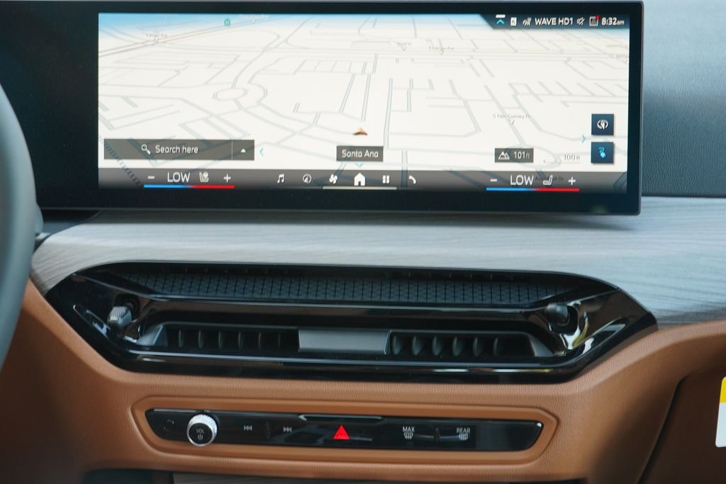 New 2026 Skyscraper Grey Metallic BMW xDrive40 image 14