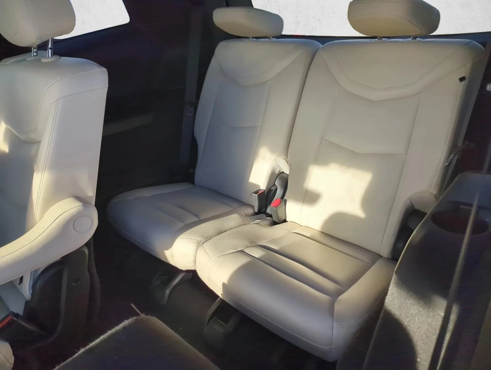 Used 2023 Argent Silver Metallic Cadillac AWD Sport image 23