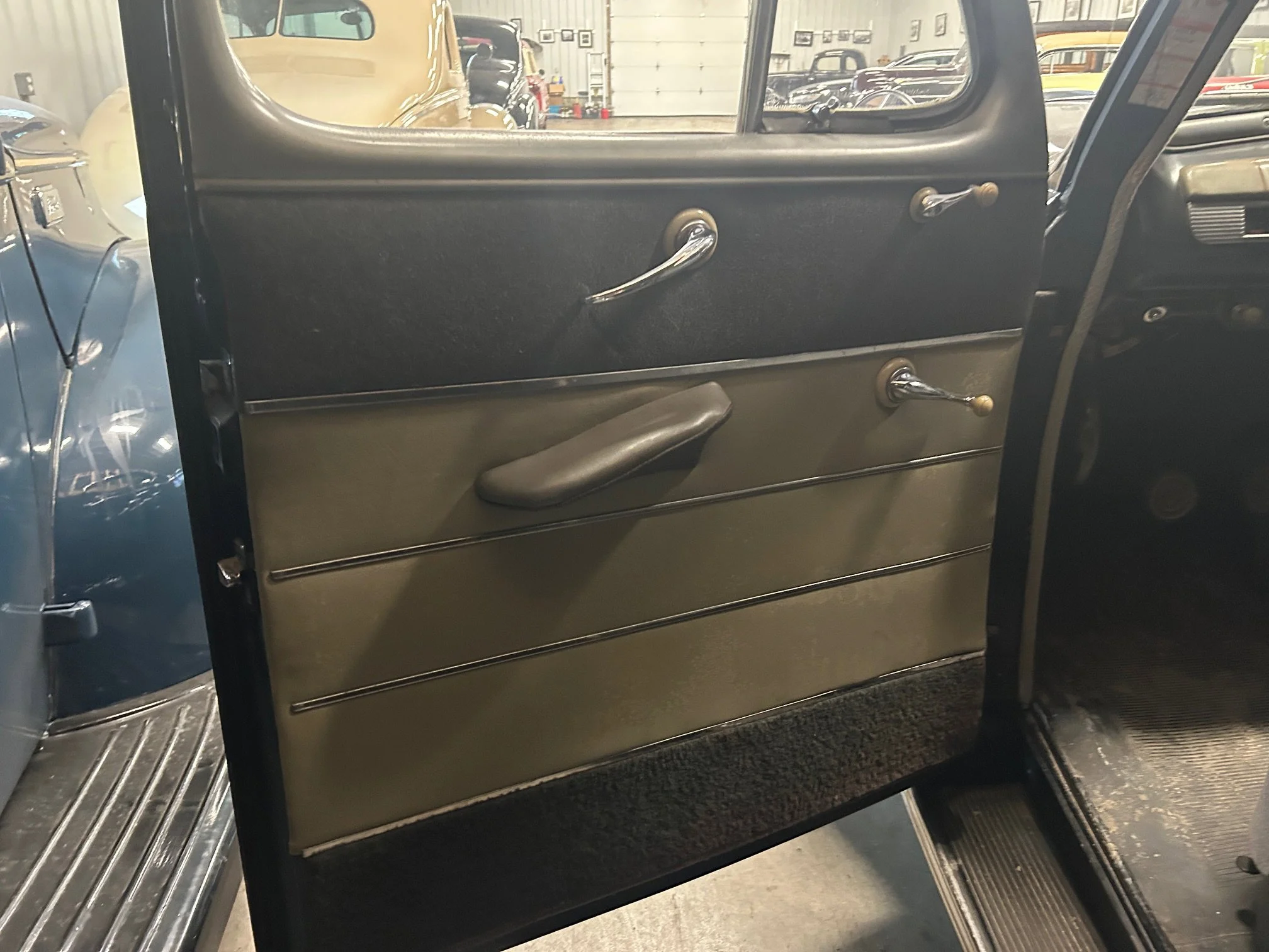 Used 1946 Black Ford  image 8