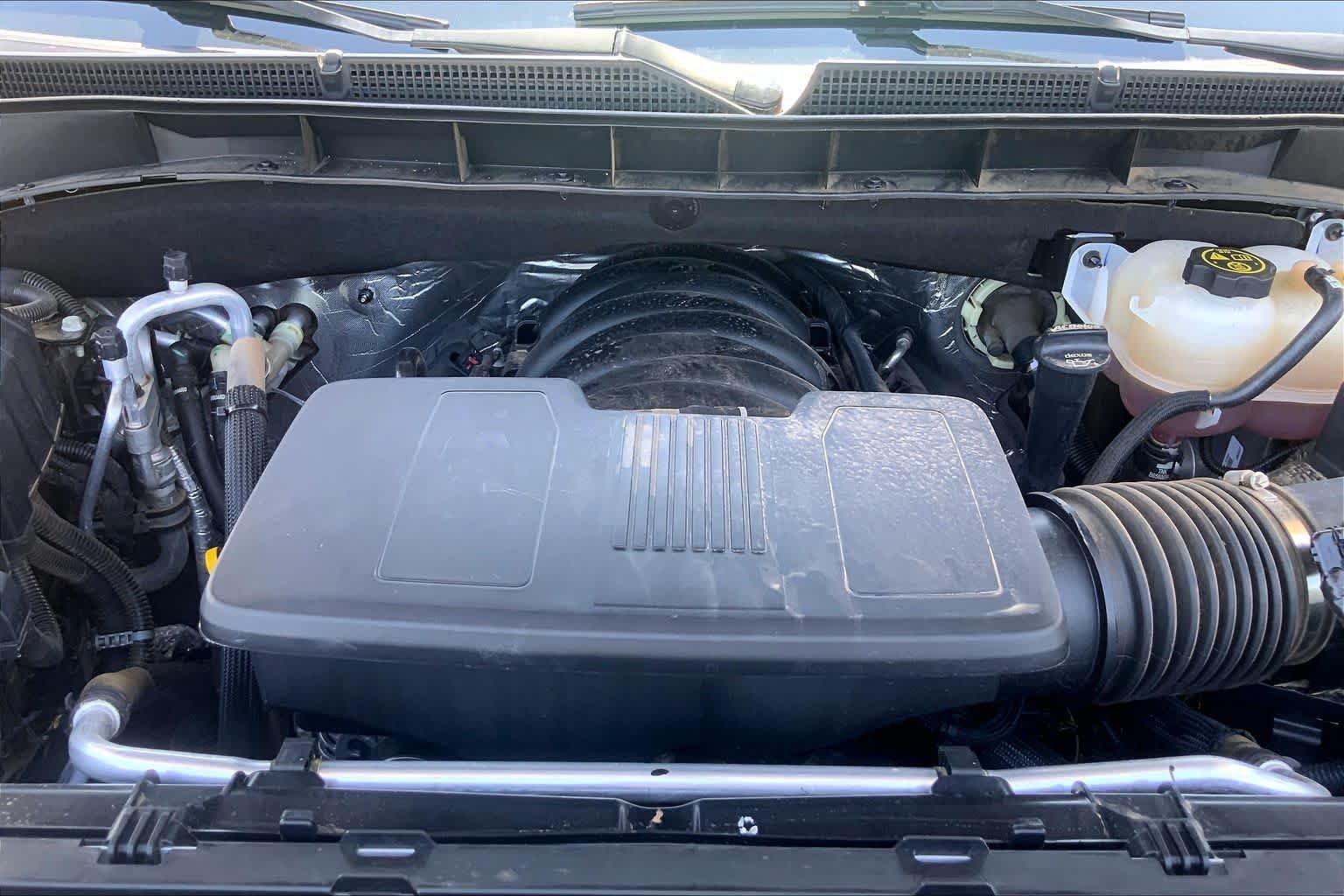Used 2023 Pearl Beige Metallic GMC Denali image 32