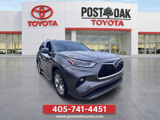 Used 2024 Gray Toyota Platinum image 9