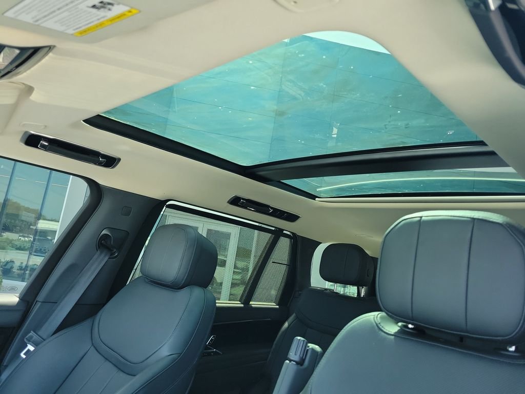 Certified Used 2025 White Land Rover SE image 28