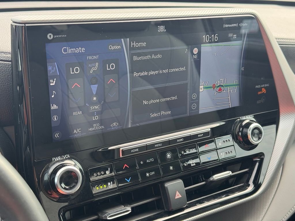 Used 2021  Toyota Platinum image 30