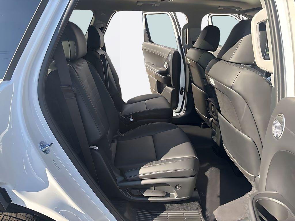 2026 Hyundai Palisade Limited - Photo 11