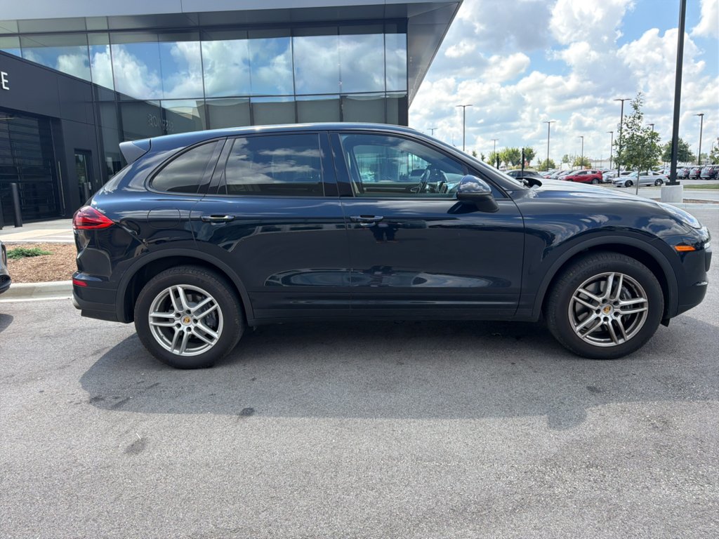 Used 2018 Moonlight Blue Metallic Porsche Base image 14