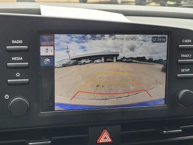 Used 2025 Blue Hyundai SEL Sport image 18