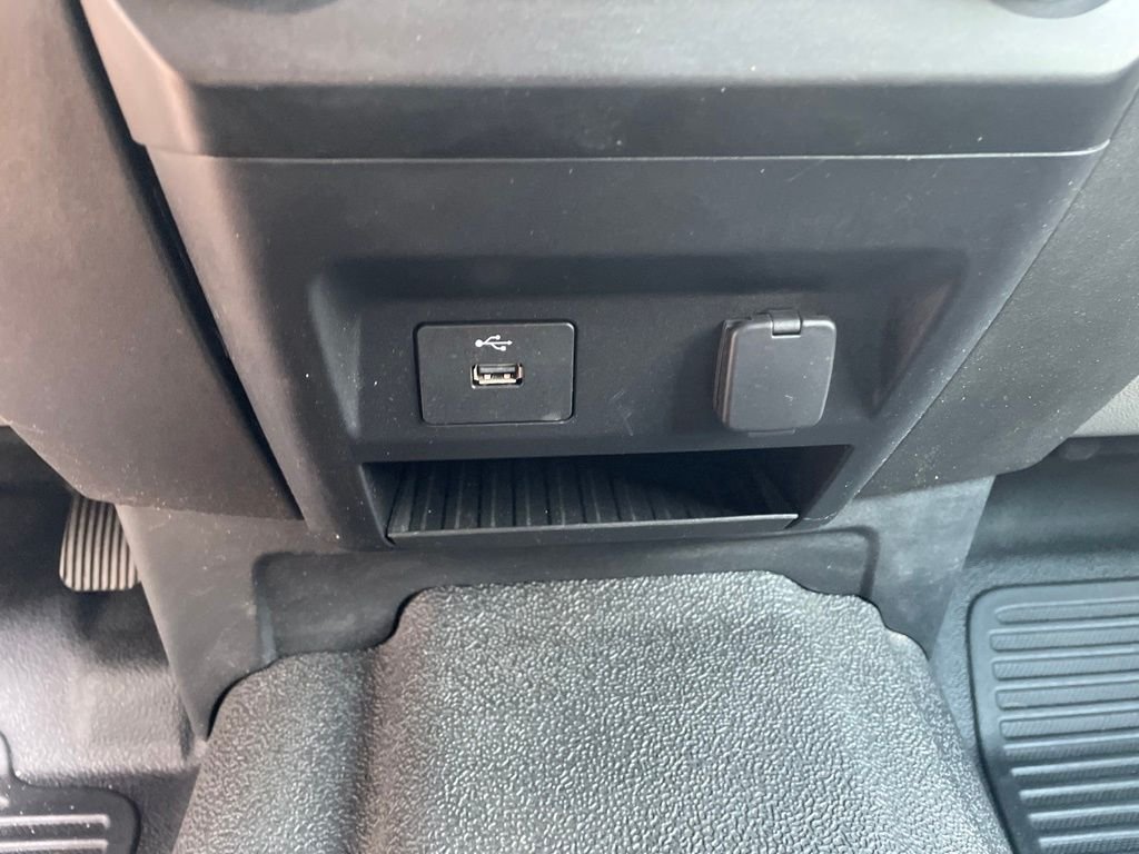 Certified Used 2021 Oxford White Ford XL image 27