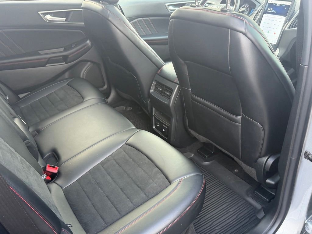 Used 2022 Silver Ford ST Line image 36