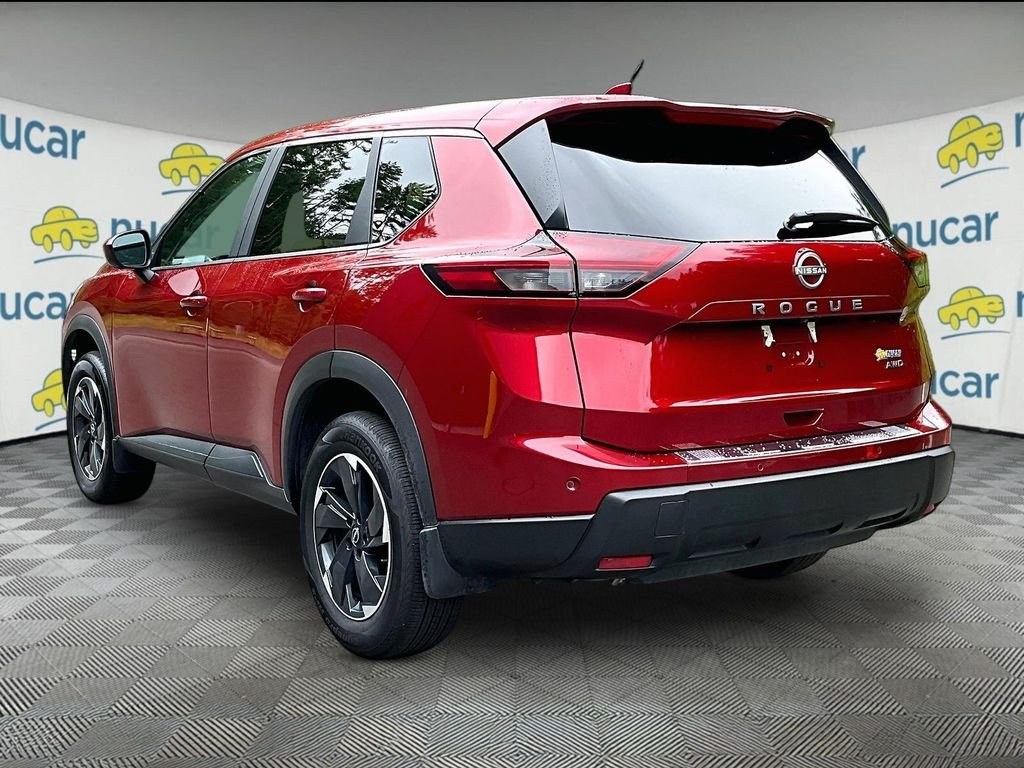 Used 2026 Red Nissan SV image 5