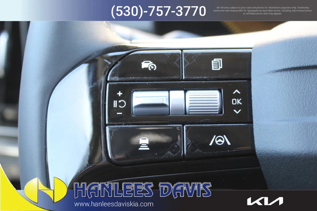 New 2026 White Kia LX image 27