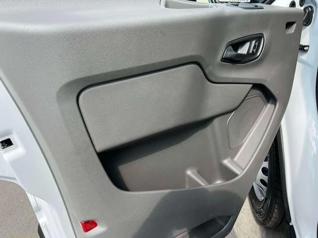 New 2027 Oxford White Ford Passenger Van XL image 22