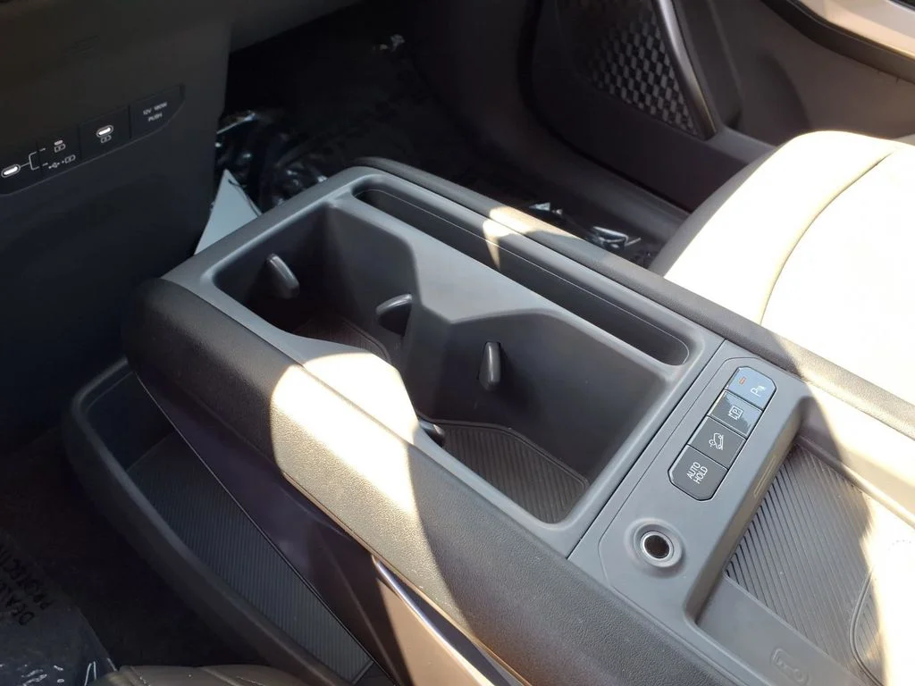 New 2026 Ebony Black Kia Light Long Range RWD image 17
