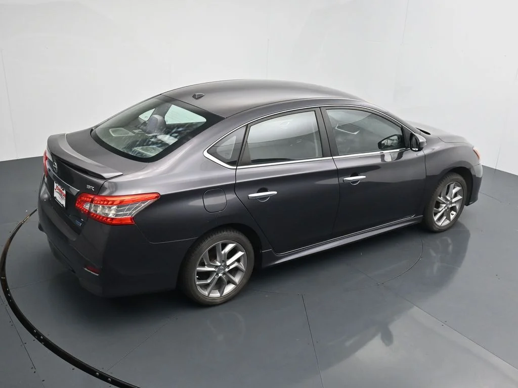 Used 2014 Gray Nissan SR image 26