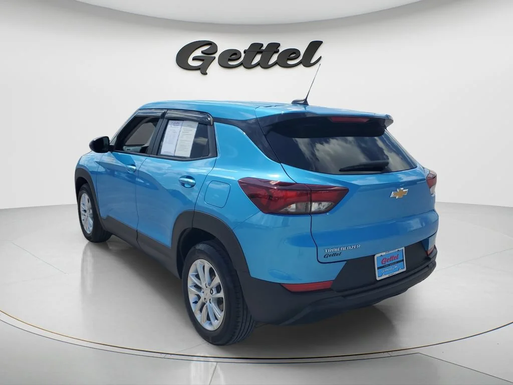 Used 2025 Marina Blue Metallic Chevrolet LS image 12