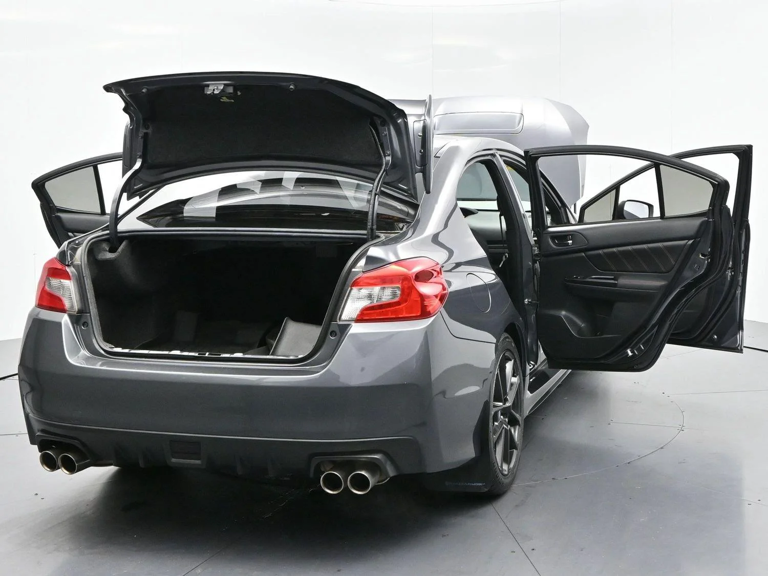 Used 2020 Magnetite Gray Metallic Subaru Premium image 41