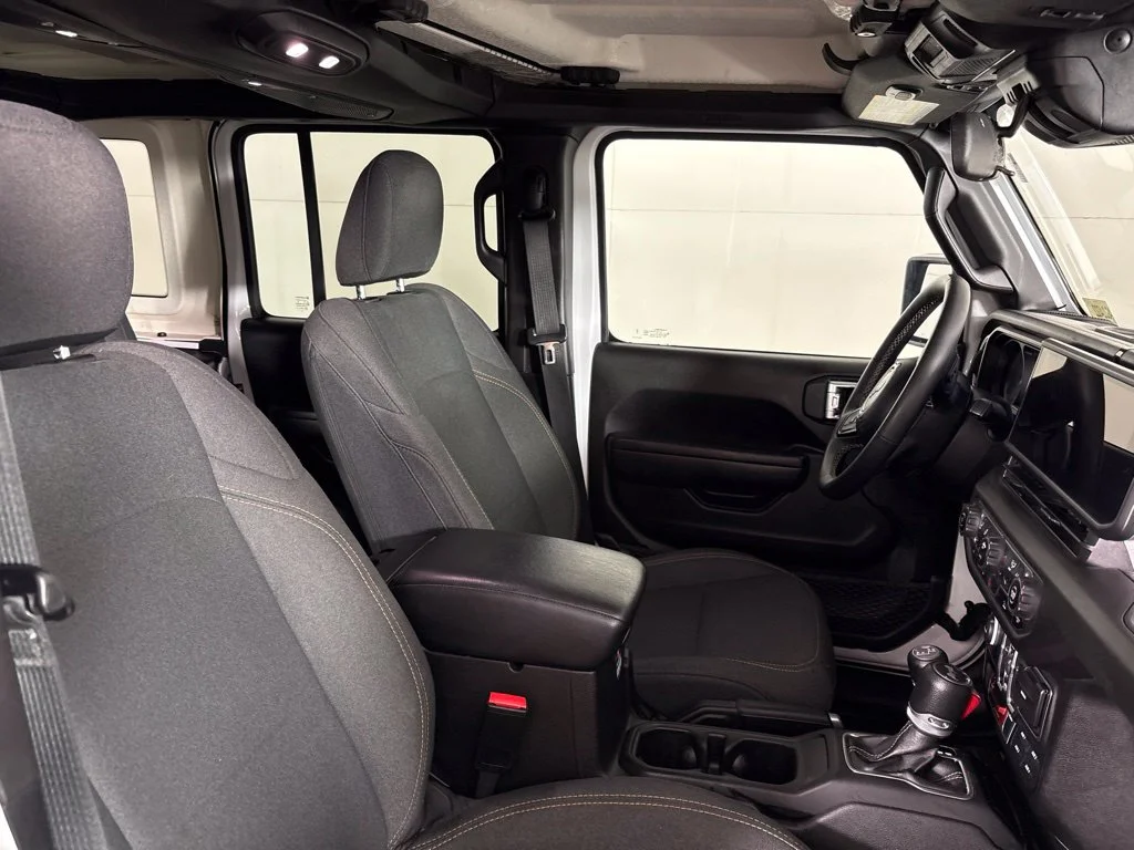 Used 2025 White Jeep Willys image 20