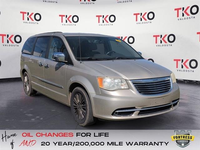 2013 Chrysler Town & Country Touring-L