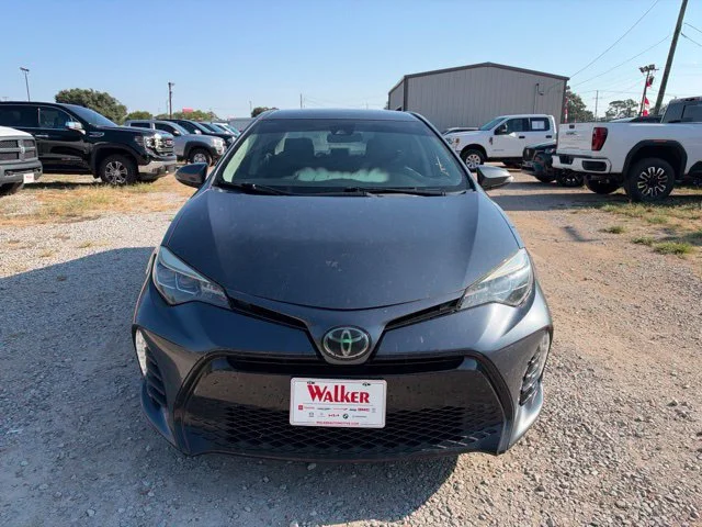 Used 2019 Gray Toyota SE image 4