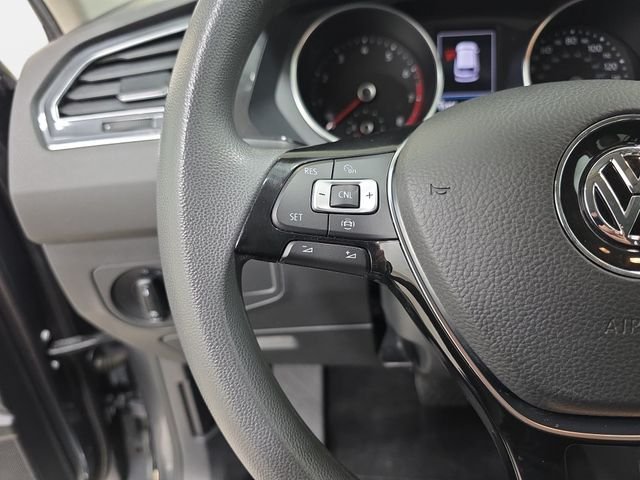 Used 2019 Platinum Gray Metallic Volkswagen 2.0T S image 17