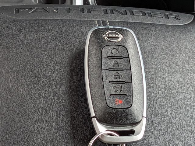Used 2025 Gray Nissan Platinum image 32