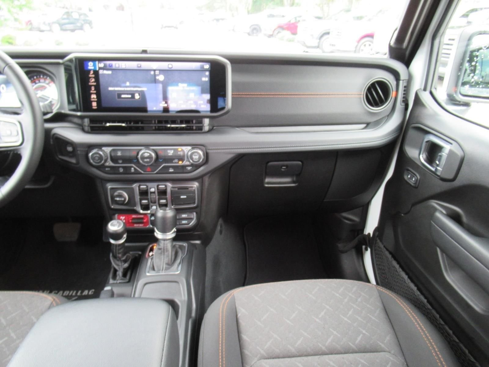 Used 2026 White Jeep Mojave image 17
