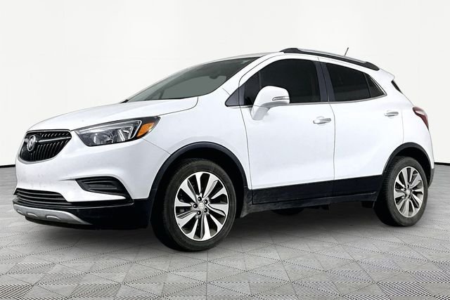 Used 2019 White Buick Preferred image 1