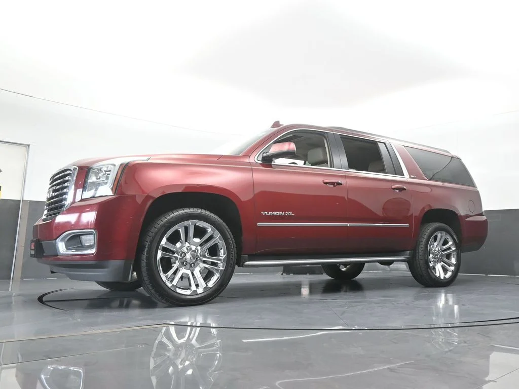 Used 2019 Crimson Red Tintcoat GMC SLT image 62