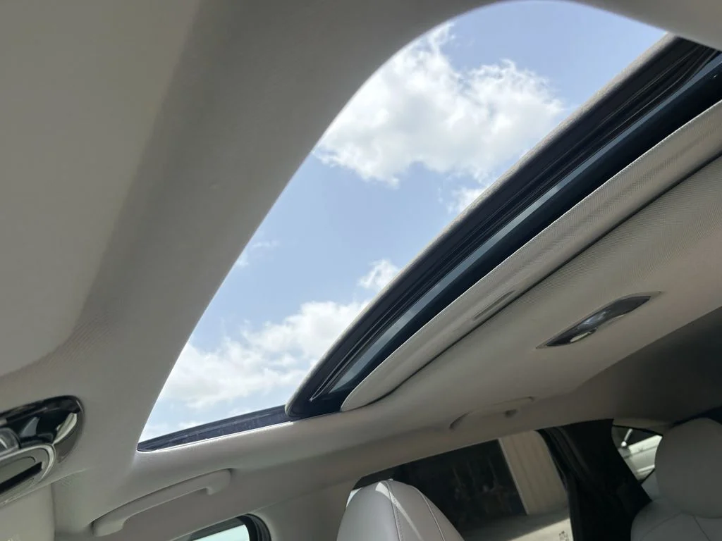 Used 2025 Atlantis Blue Hyundai SEL Convenience image 23