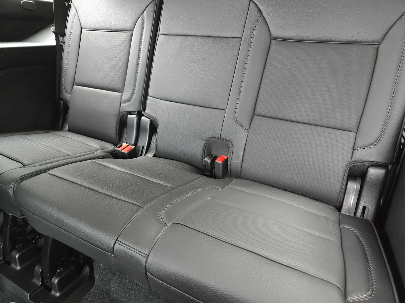 2026 GMC Yukon Denali - Photo 19