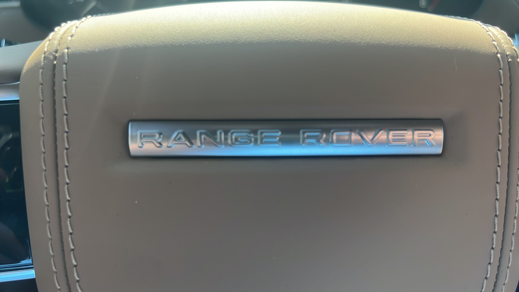2026 Land Rover Range Rover SE - Photo 32