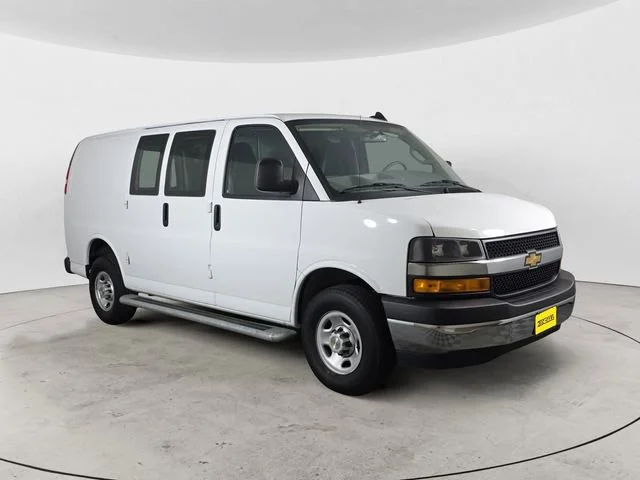 Used 2024 Summit White Chevrolet WT image 7