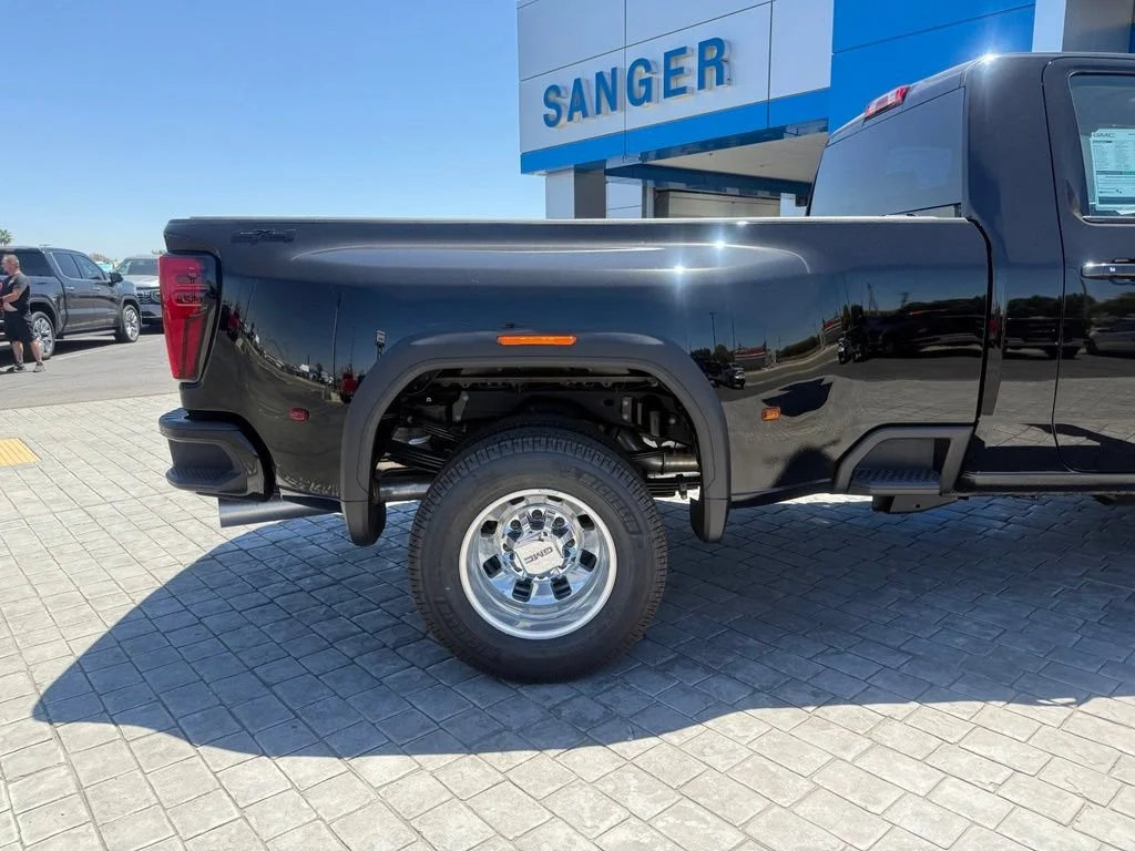 New 2026 Onyx Black GMC SLE DRW image 11
