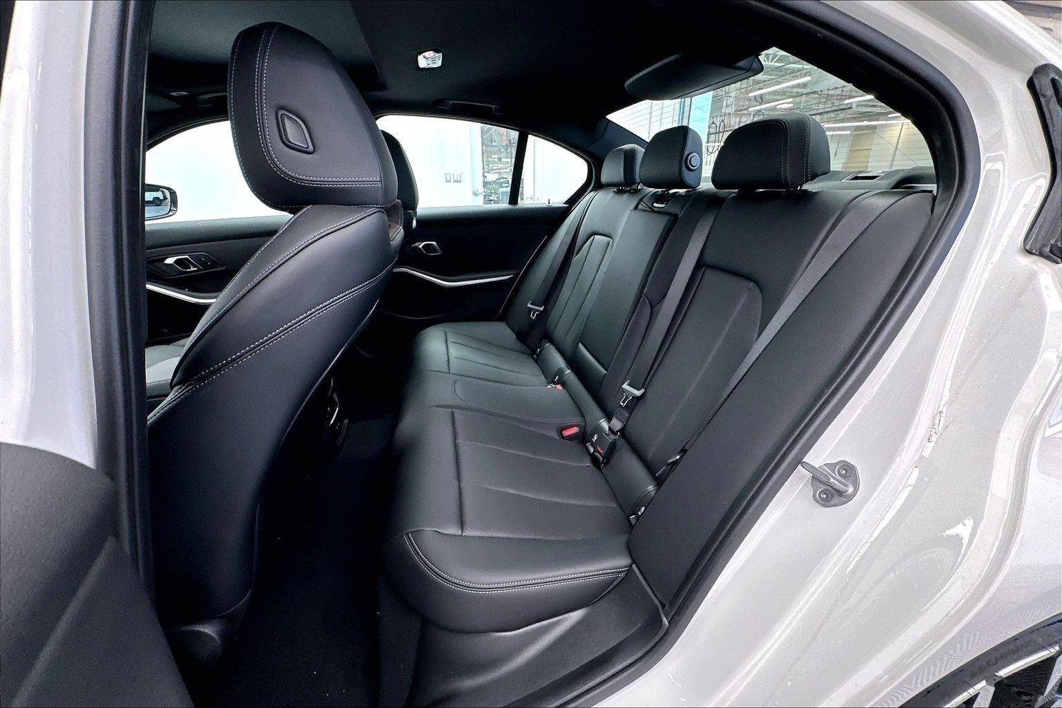 New 2026 Alpine White BMW 330i NA xDrive image 29