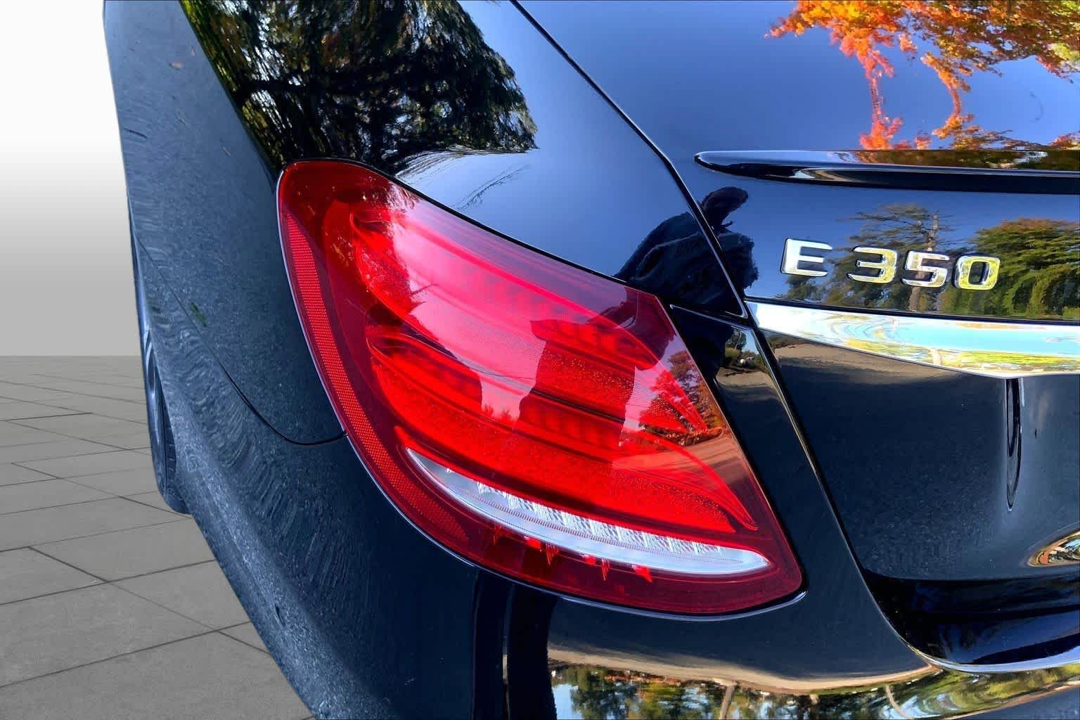 Used 2020 Black Mercedes-Benz E 350 image 27