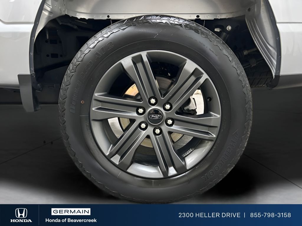 Used 2023 Iconic Silver Metallic Ford Lariat image 29