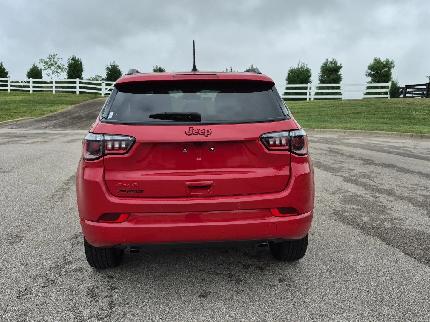2023 Jeep Compass (RED) Edition - Photo 6