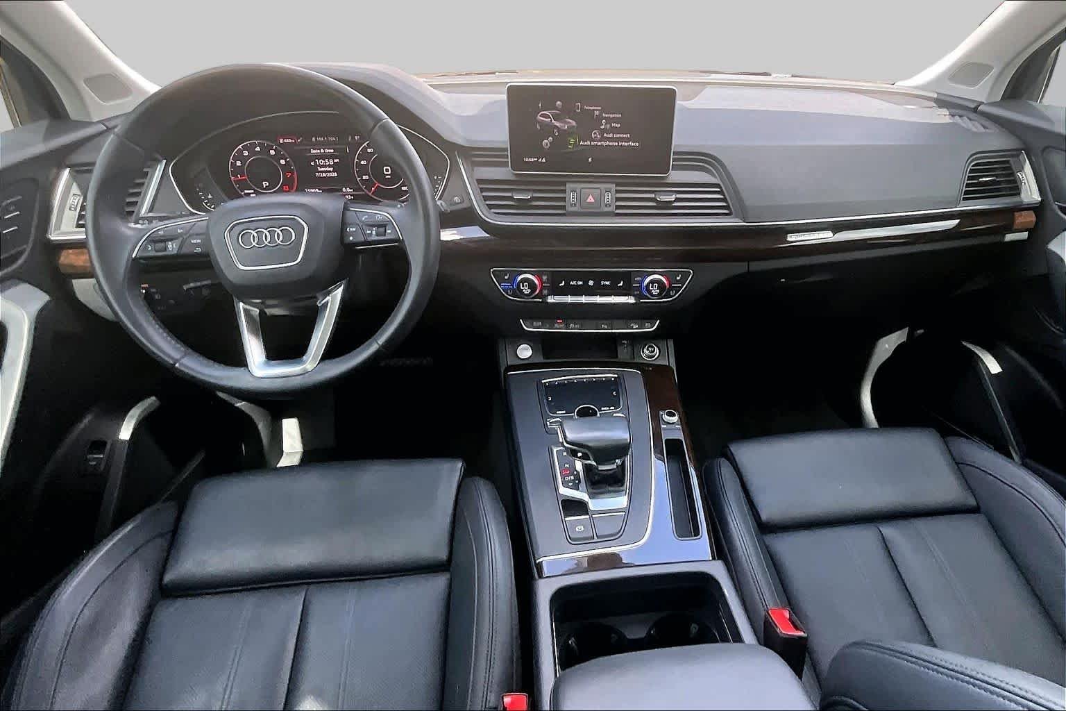 Used 2018 Manhattan Gray Metallic Audi Premium Plus image 14