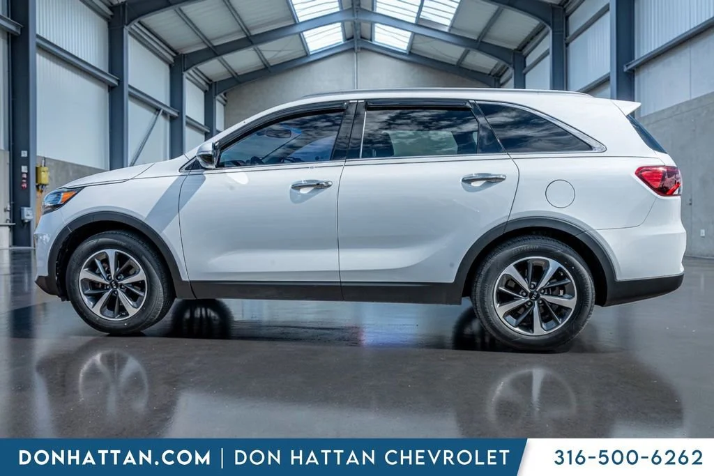 Used 2019 Kia Sorento EX with VIN 5XYPH4A58KG553517 for sale in Park City, KS