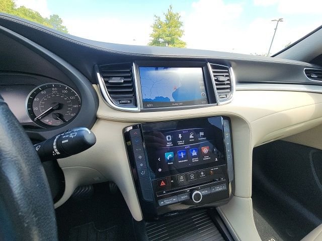 Used 2019 Gray INFINITI LUXE image 25