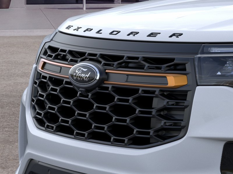 New 2026 Space White Metallic Ford Tremor® image 41