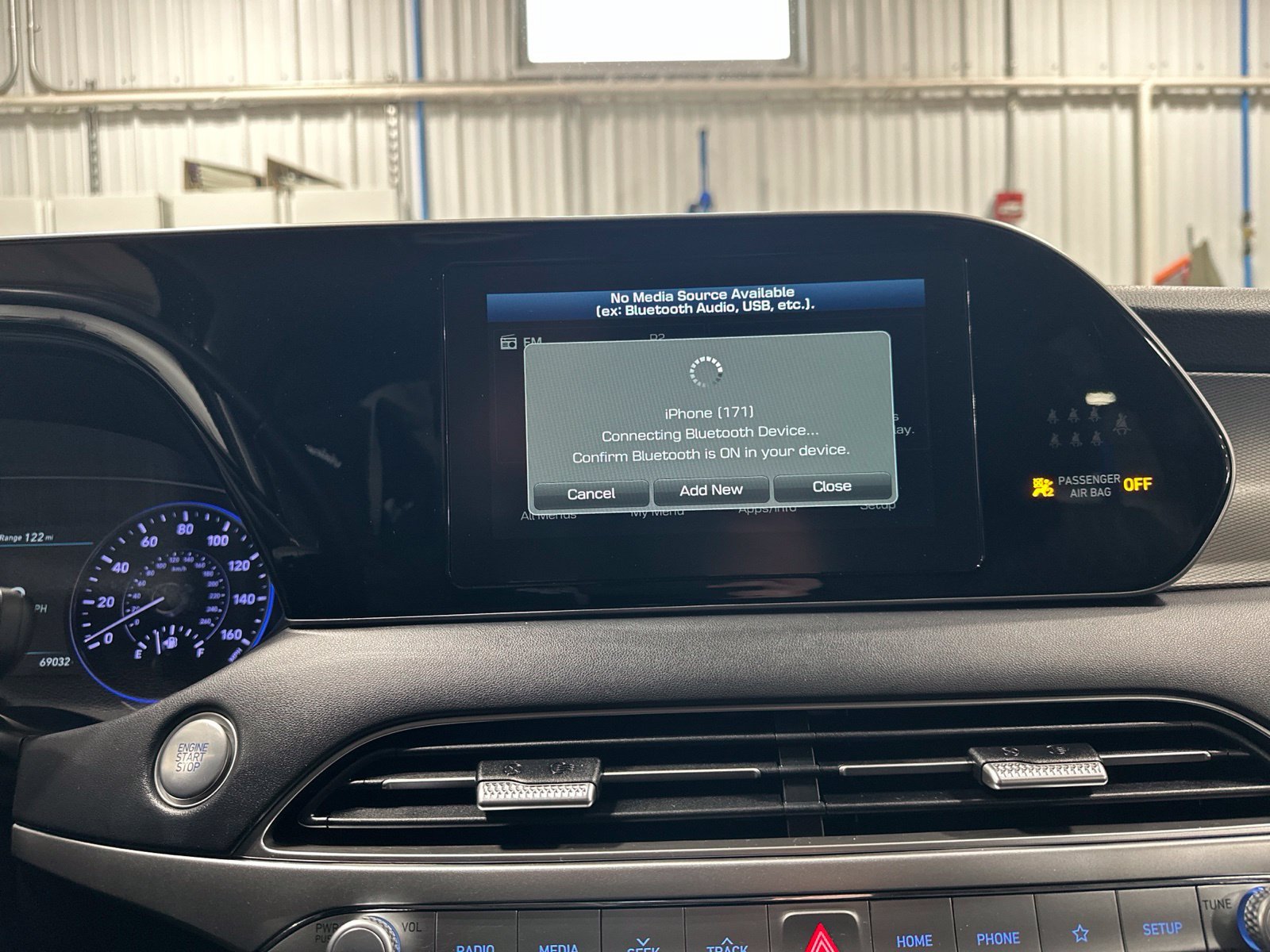 Used 2020 Black Hyundai SEL image 61