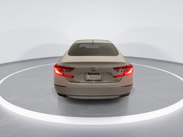 Used 2019 White Honda Touring 2.0T image 5
