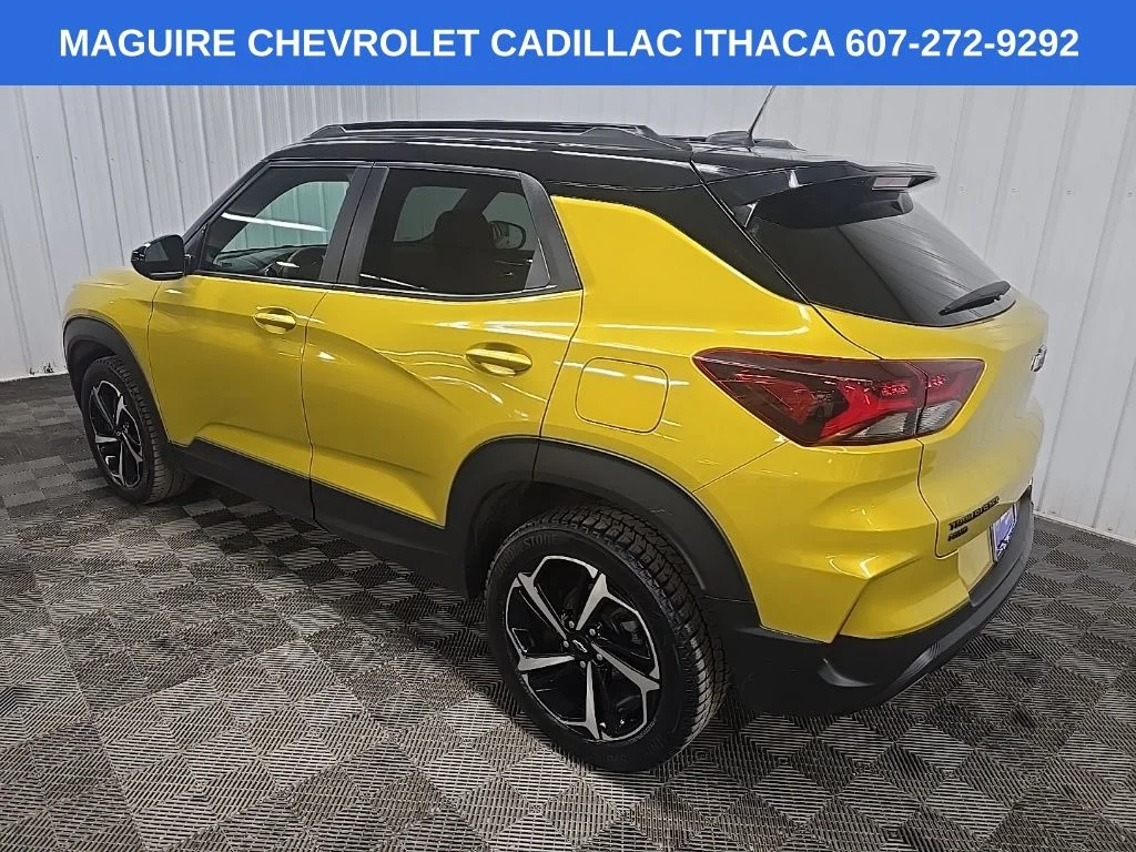 Used 2023 Yellow Chevrolet RS image 7