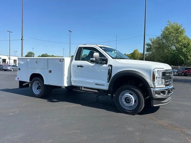 2024 Ford F-450 Super Duty Chassis Cab XL - Photo 20
